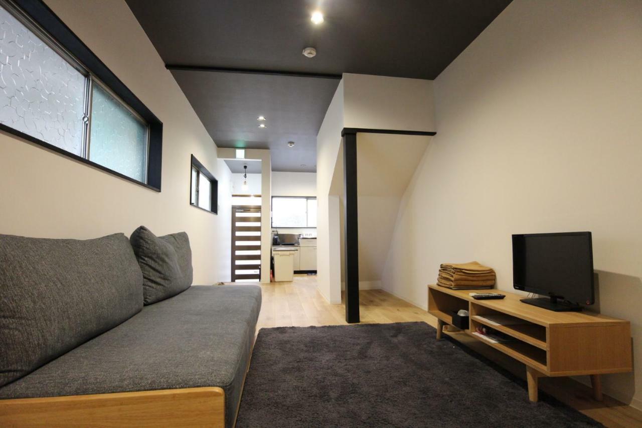 The Neighbors Tsukamoto Hotel Osaka Exterior photo